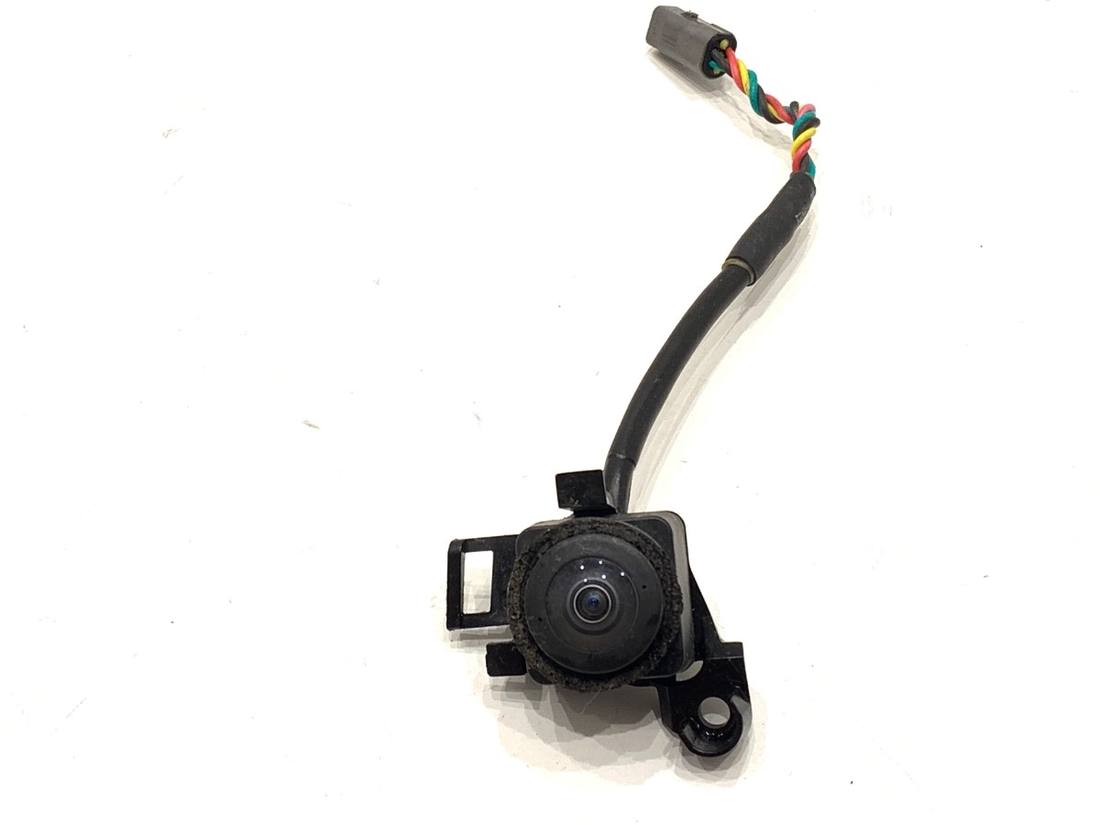 Камера заднього виду Toyota Camry 86790-33241