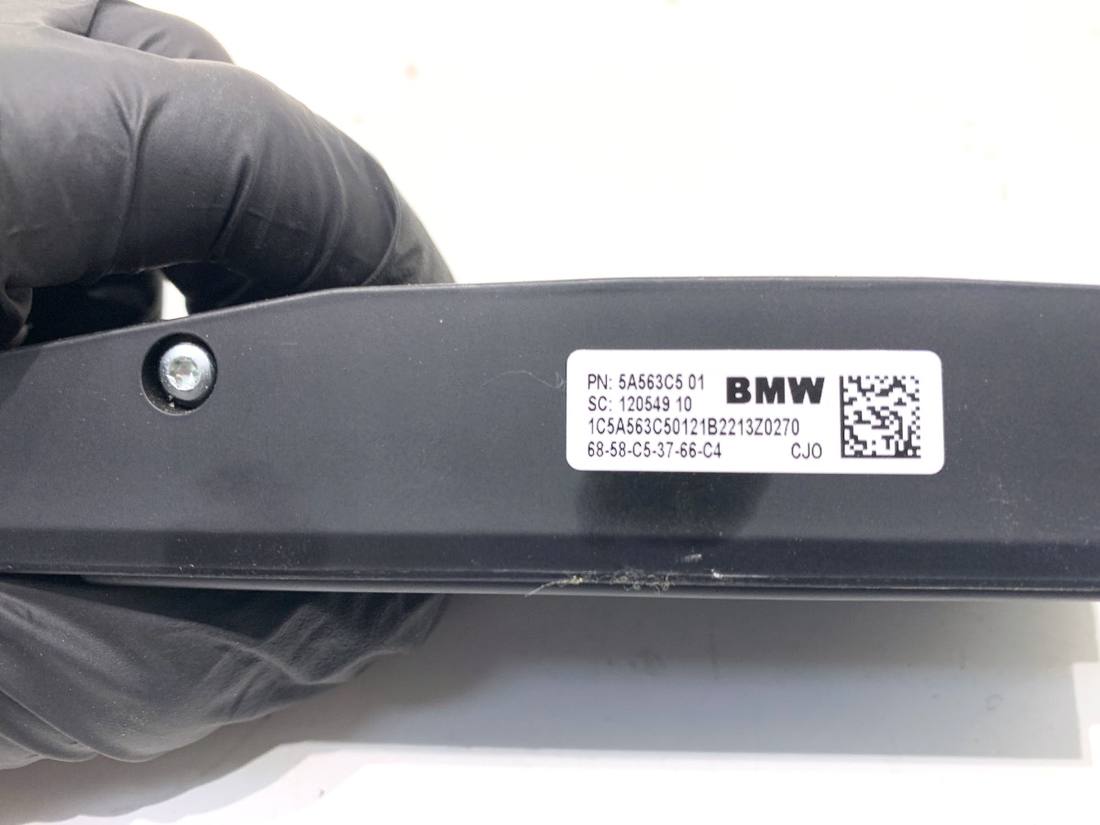 Камера заднього виду BMW 5 G30 5A563C5 — фото деталі 4
