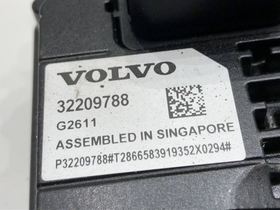 Камера заднього виду Volvo XC60 32209788 — фото деталі 4