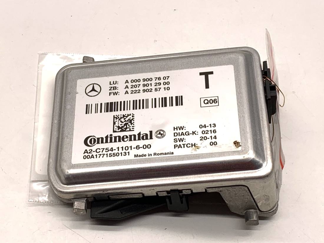 Камера заднього виду Mercedes GLA X156 A0009007607
