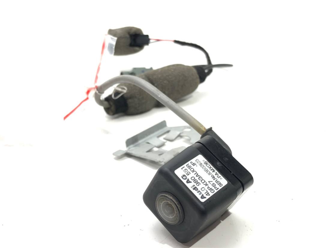 Камера заднього виду Audi A6 C6 4L0980551