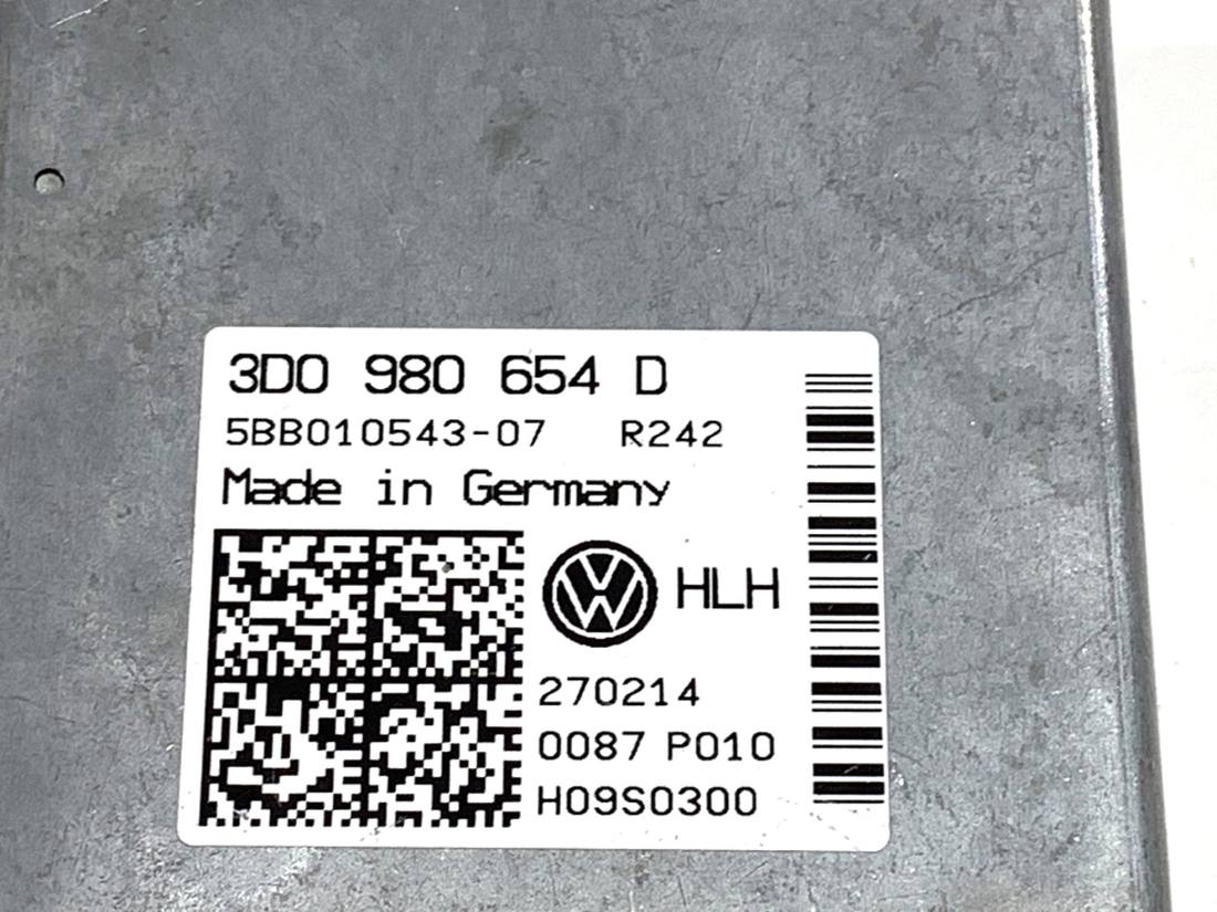 Камера заднього виду Volkswagen Phaeton 3D0980654D — фото деталі 5
