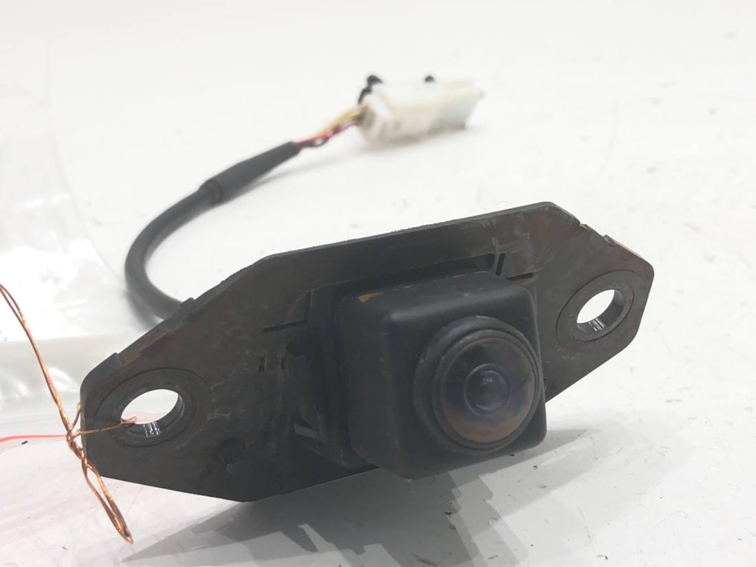 Камера заднего вида Nissan Qashqai 28442BR00C — фото детали 2