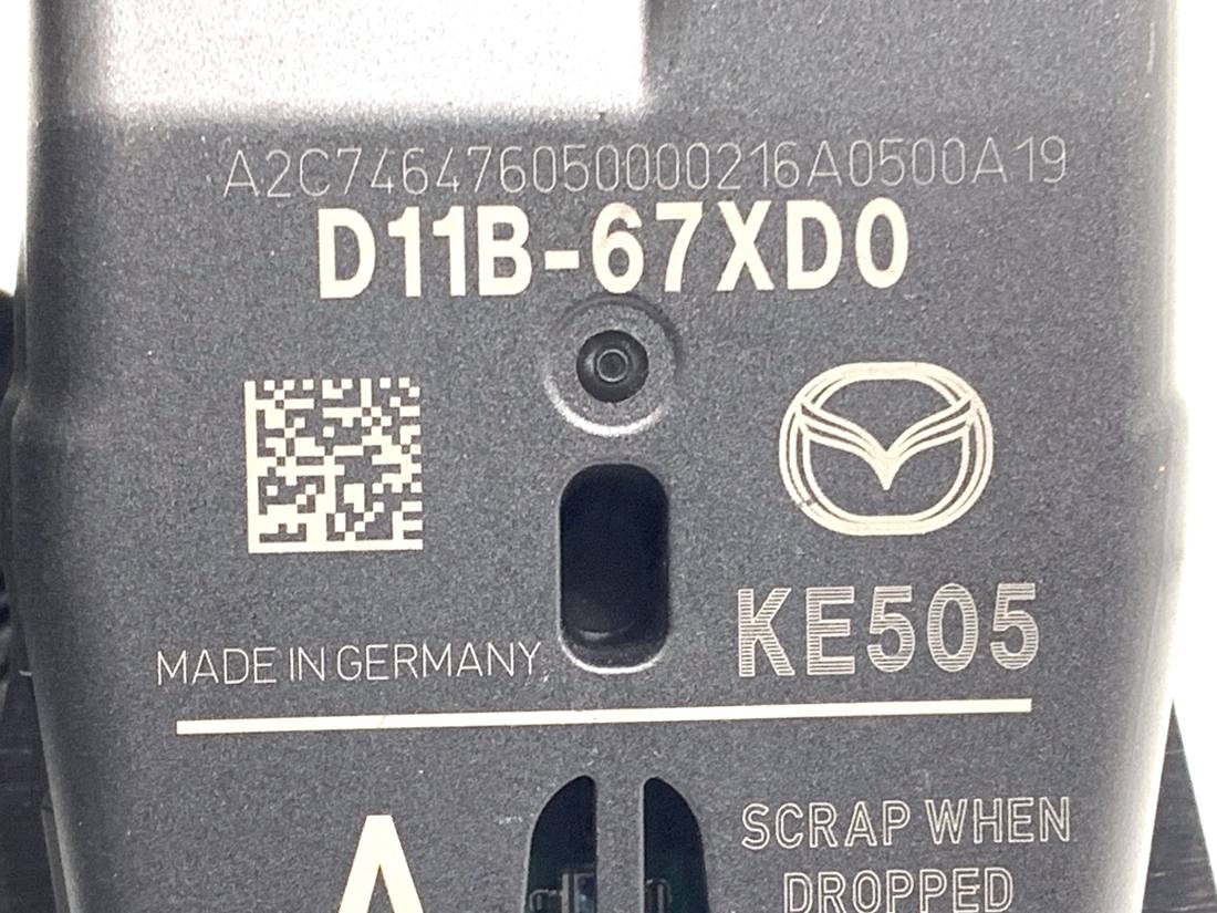 Камера заднього виду Mazda CX-5 D11B-67XD0 — фото деталі 4