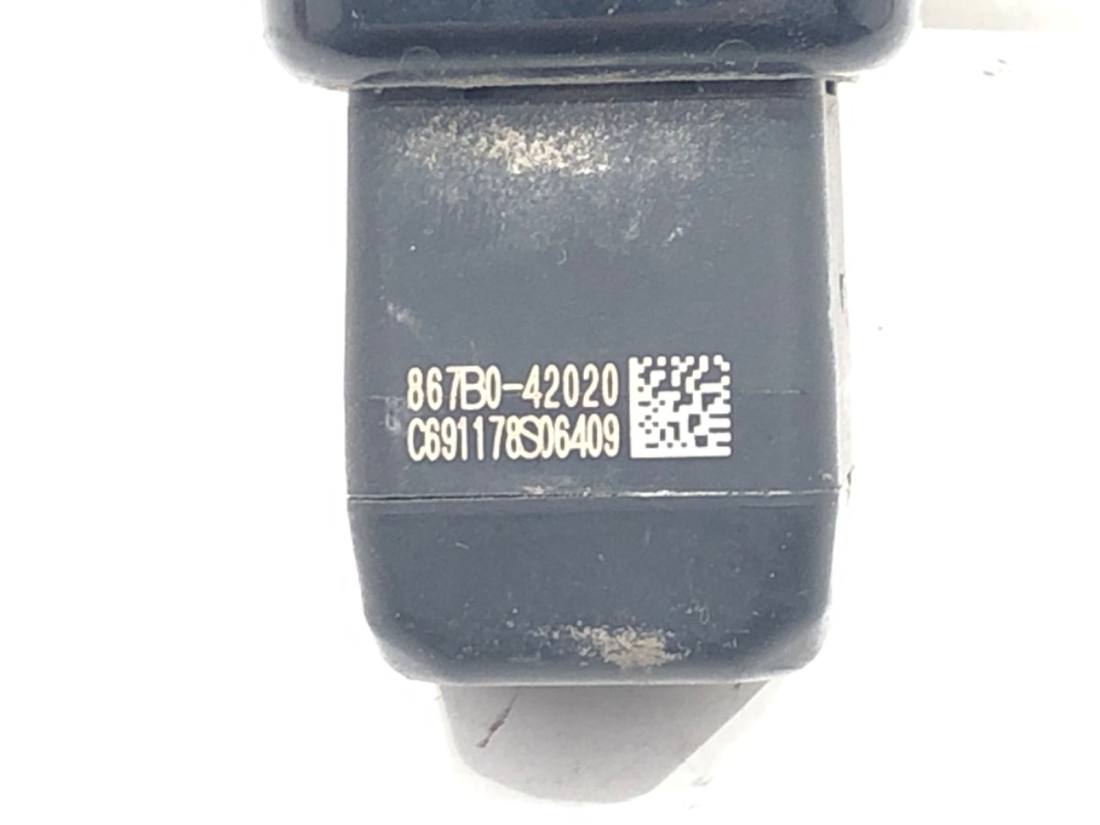 Камера заднего вида Toyota Rav4 867B0-42020 — фото детали 4