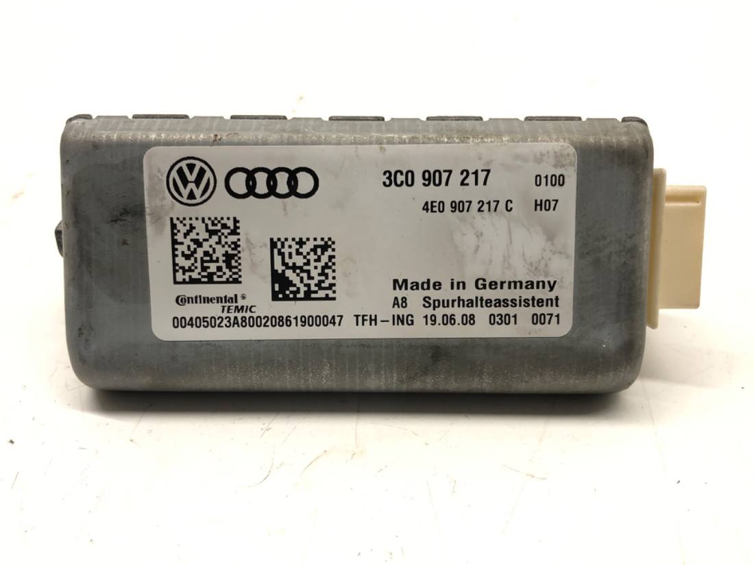 Камера заднього виду Volkswagen Passat CC 3C0907217
