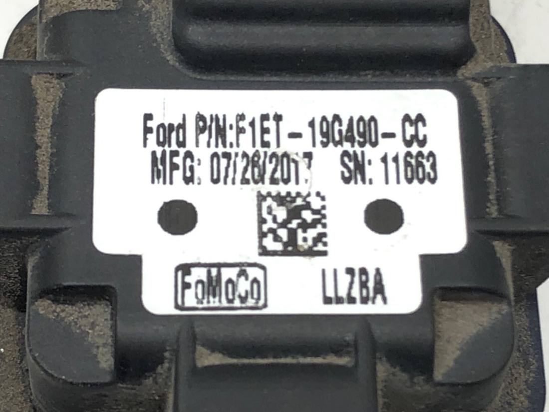 Камера заднього виду Ford Focus F1ET-19G490-CC — фото деталі 4