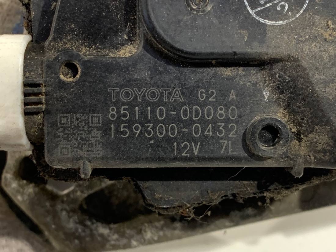 Моторчик дворников Toyota Yaris 3 85110-0D080 — фото детали 5