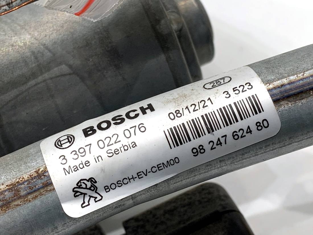 Моторчик дворников Peugeot 3008 9824762480 — фото детали 5