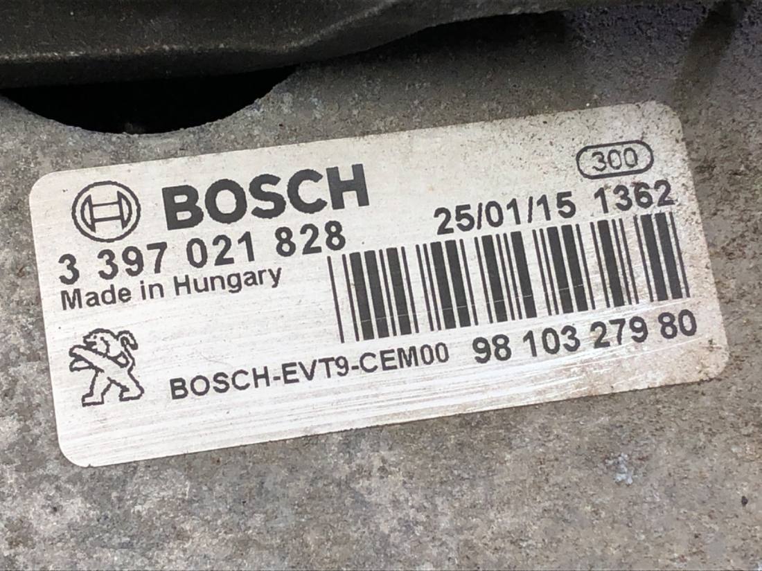Моторчик двірників Peugeot 308 — фото деталі 4