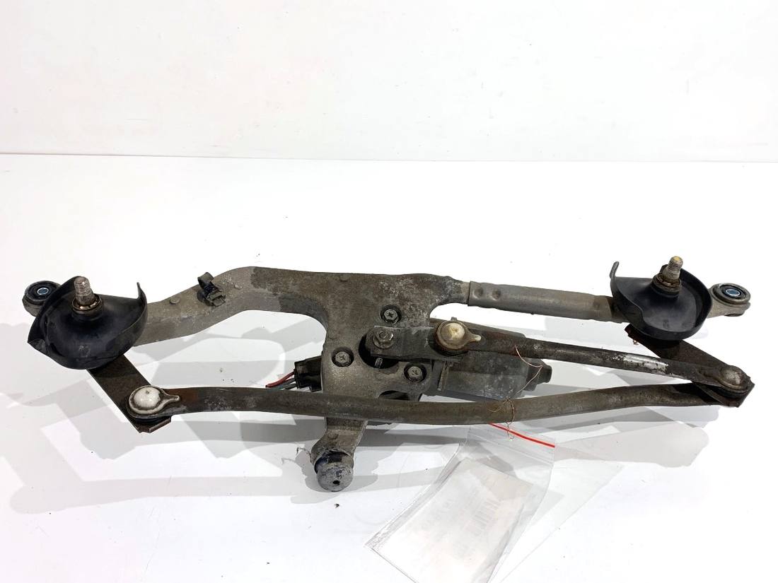 Моторчик двірників Toyota Auris 85110-02340